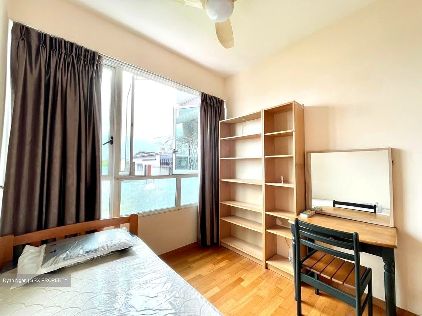 Vacanza @ East (D14), Condominium #534640621